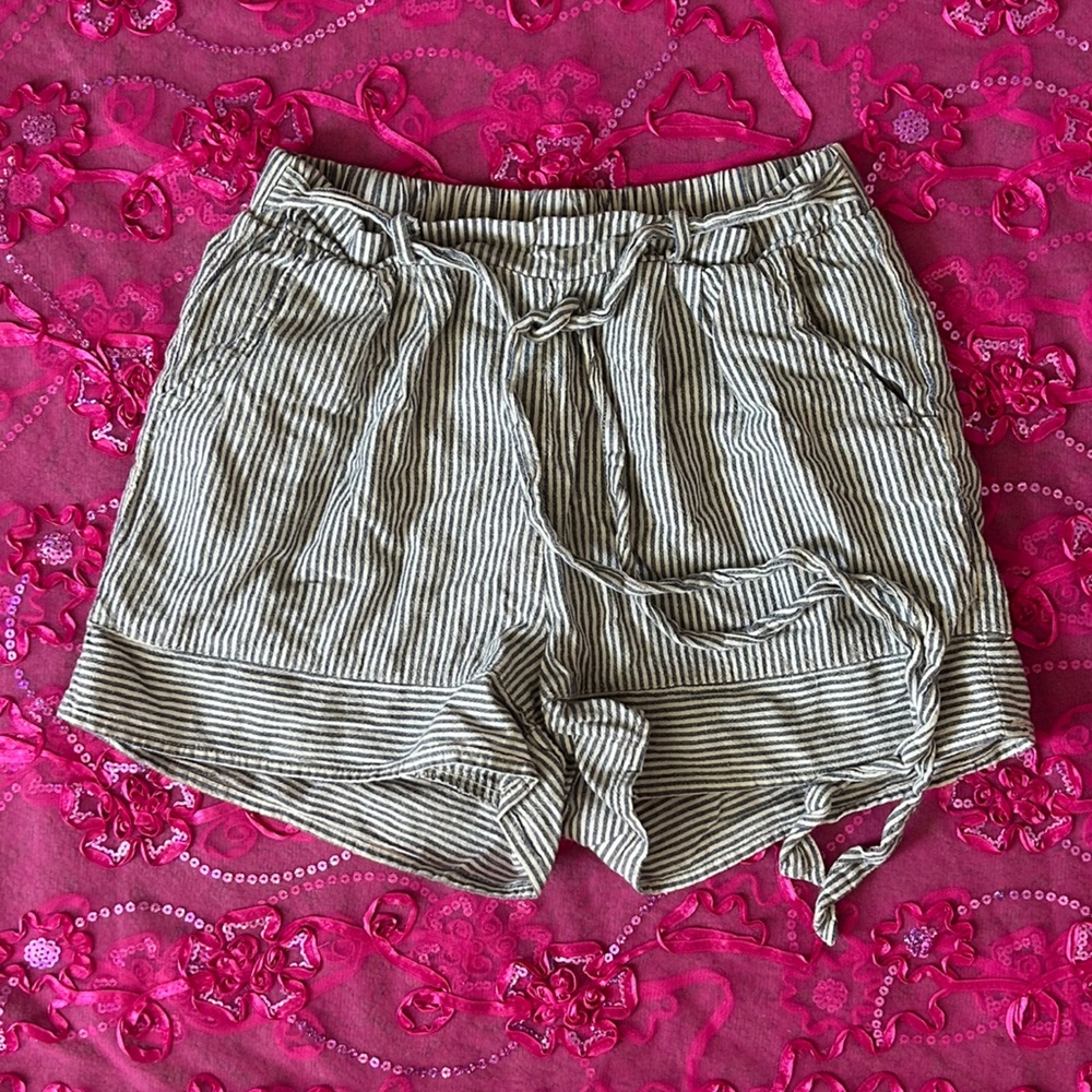 pacsun LA hearts stripped cloth shorts